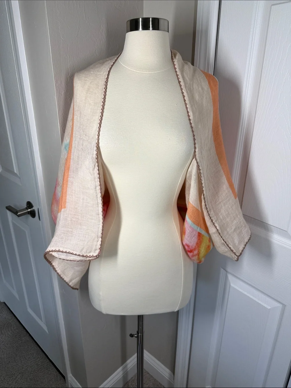 Soft Surroundings linen kimono shrug with embroidered edges